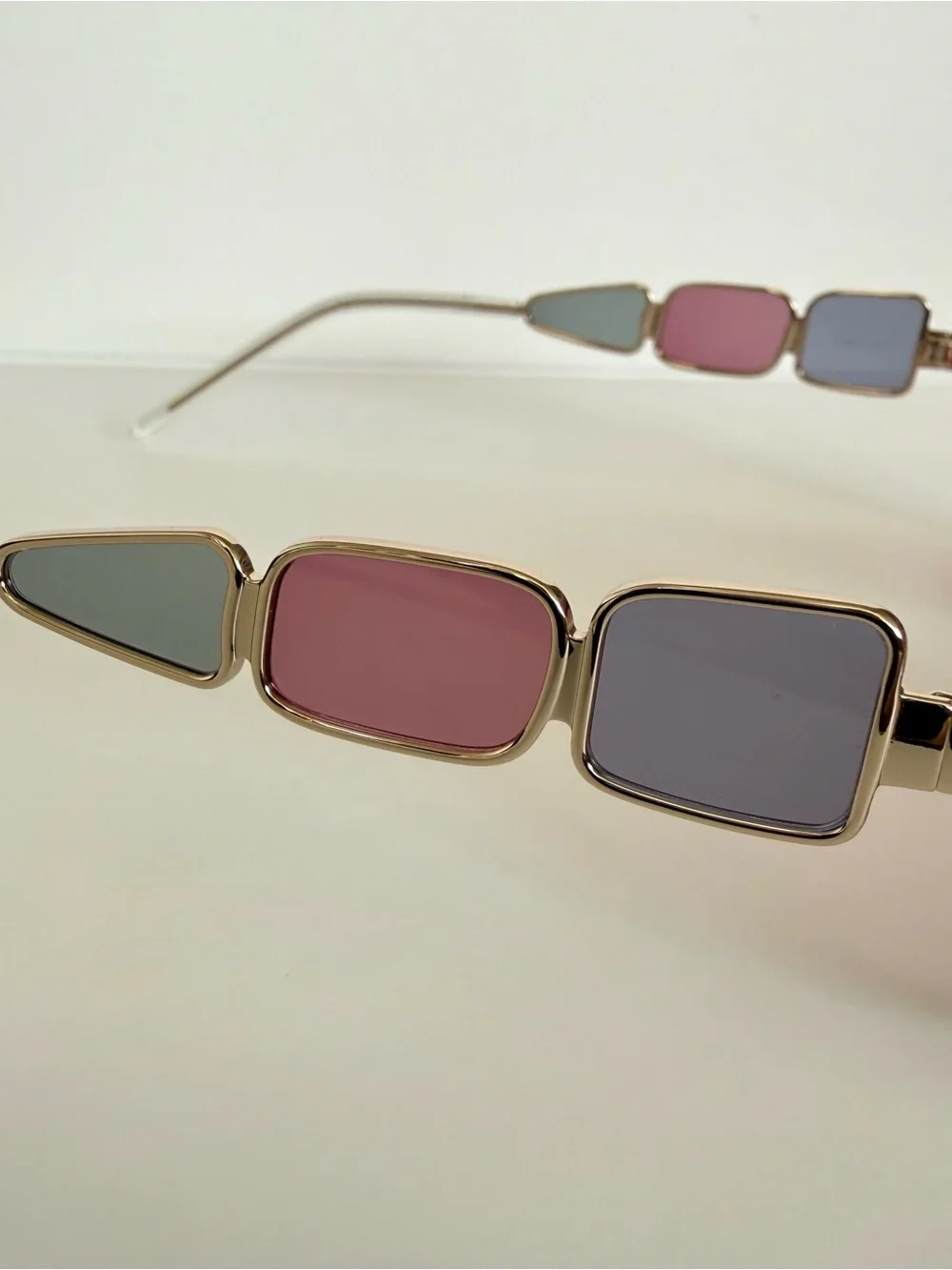 NEW!!! MO European brand women pink sunglasses Retail 350$